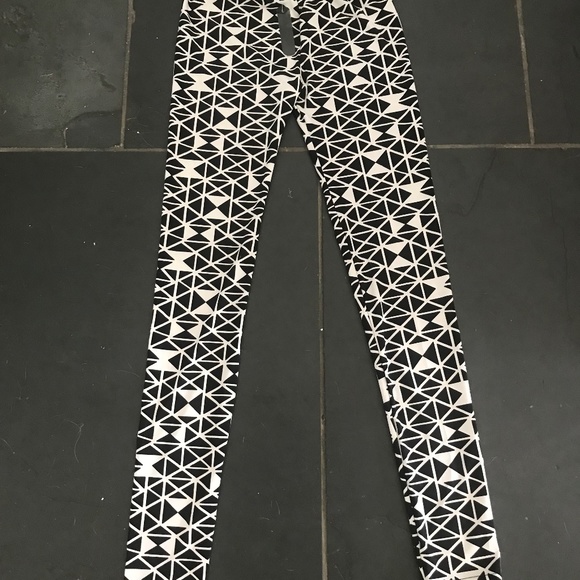 Pants - Brand New Size Small Black/White Leggings